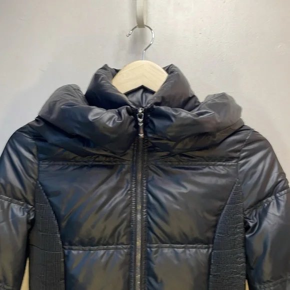 BCBGMaxazria Beautiful Black Puffer Knee Length Coat Removable Fur -XS- #0044 - Picture 10 of 16